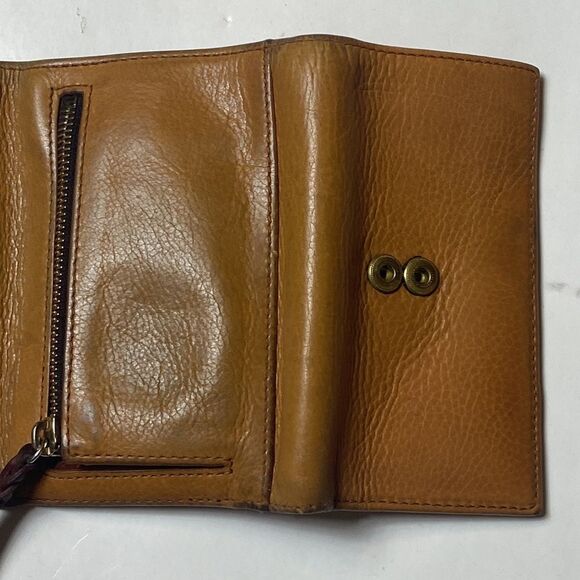 2 Wallet’s Vintage Dooney & Bourke 1975 Bags - Picture 8 of 14